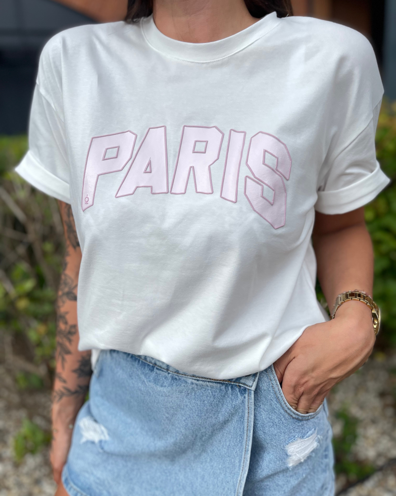 T-shirt z różowym nadrukiem PARIS biały